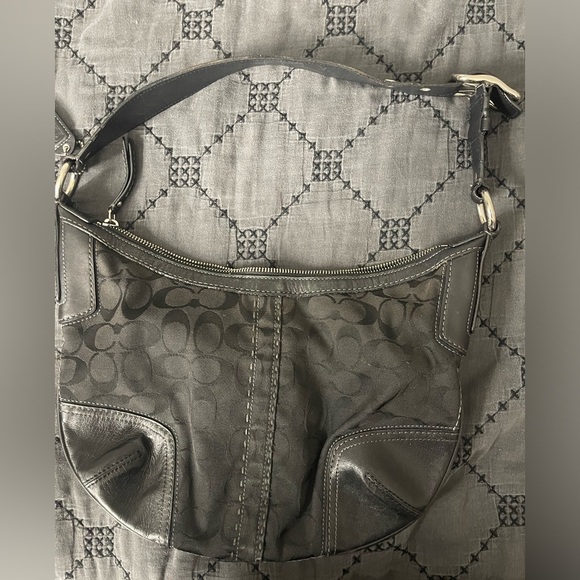 Coach Leather Bag - Picture 3 of 6